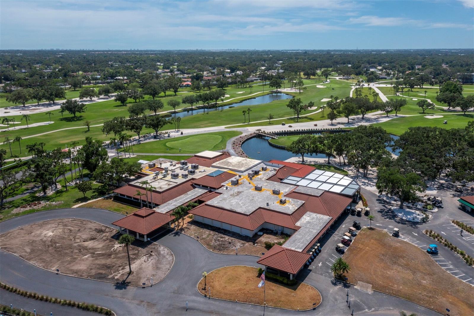 Image 46 of 67 For 6110 Country Club Way 102
