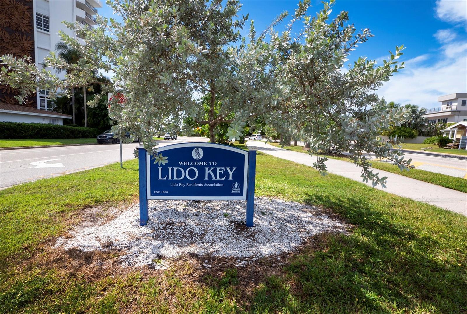 Image 64 of 67 For 6110 Country Club Way 102