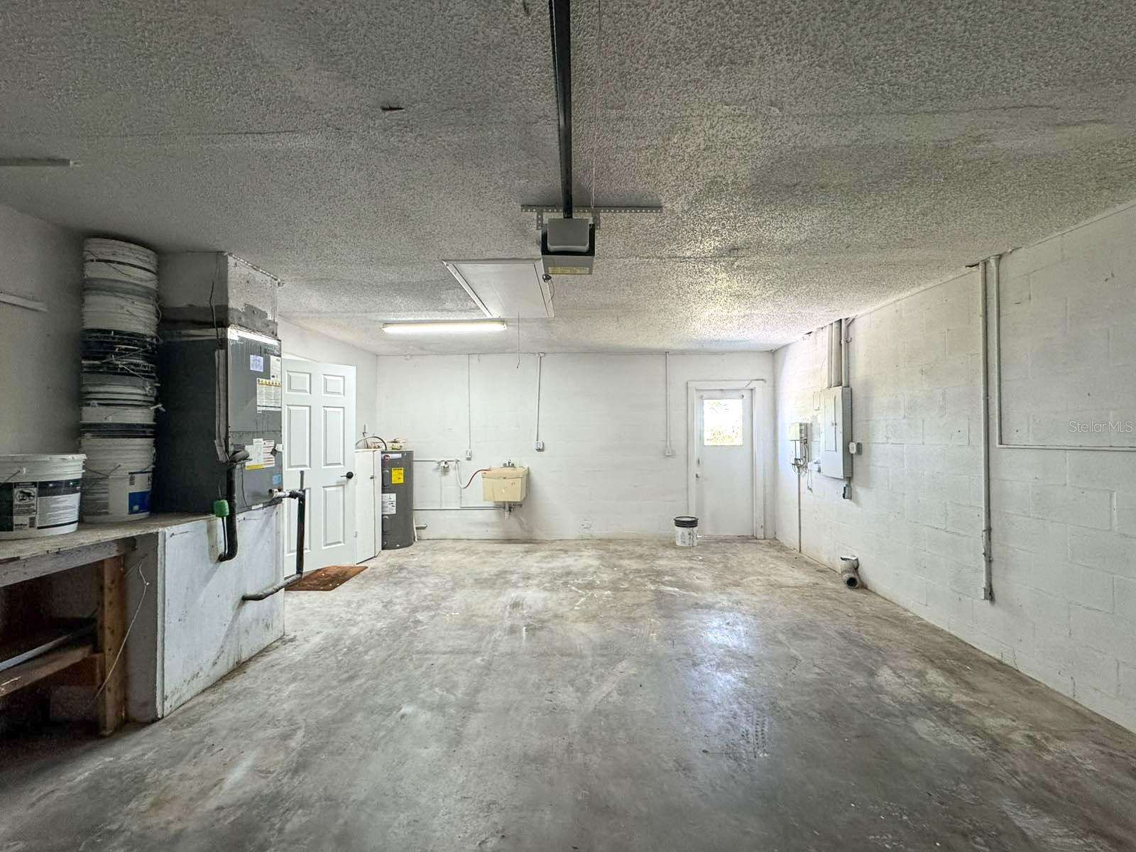 Image 30 of 44 For 2420 16th Street W