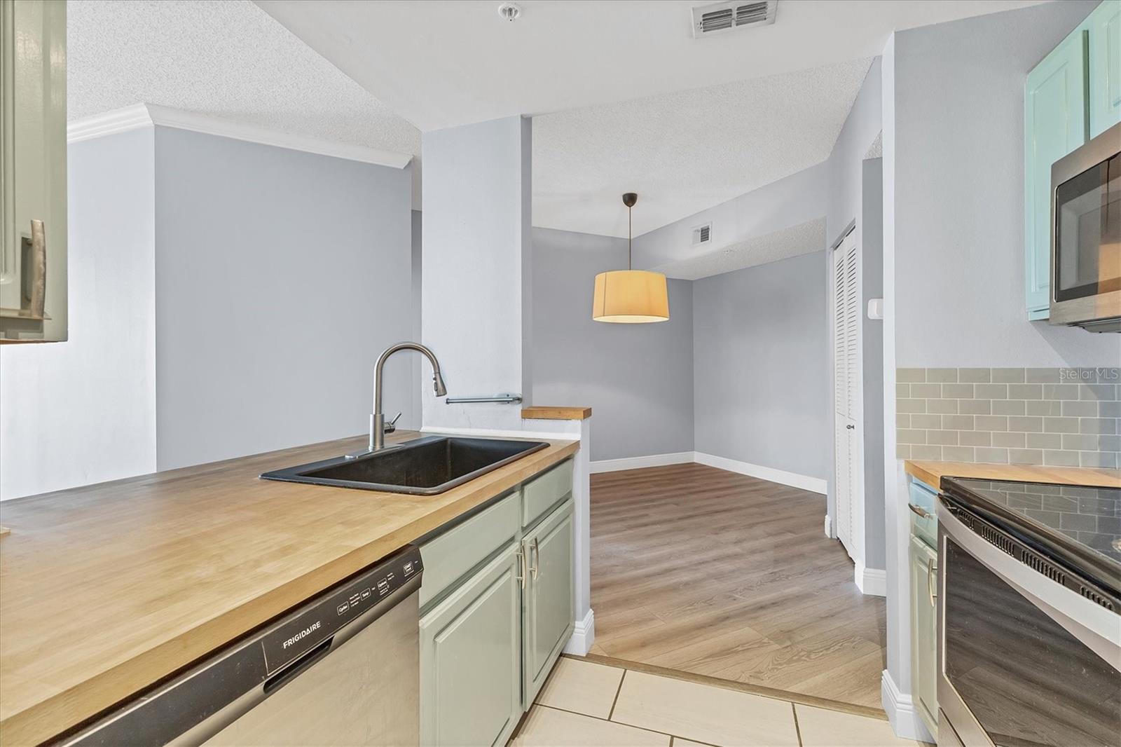 Image 13 of 54 For 5552 Bentgrass Drive 7-301