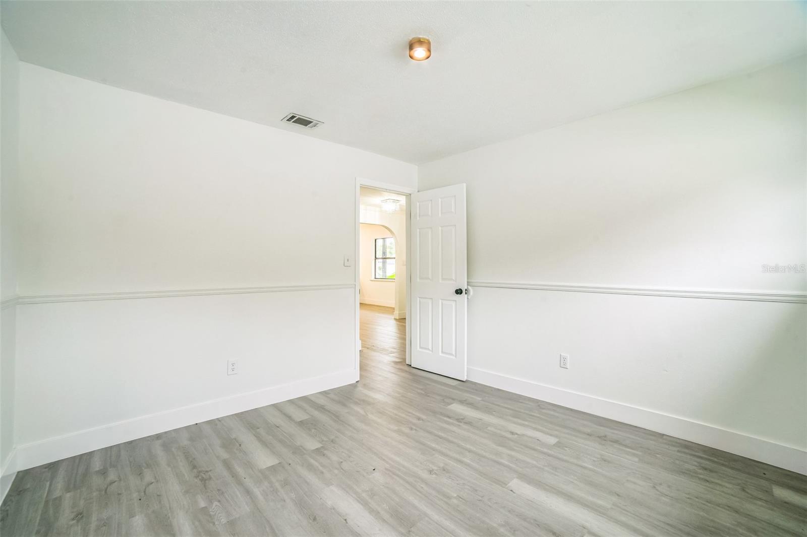 Image 13 of 30 For 7331 Blue Jacket Place W