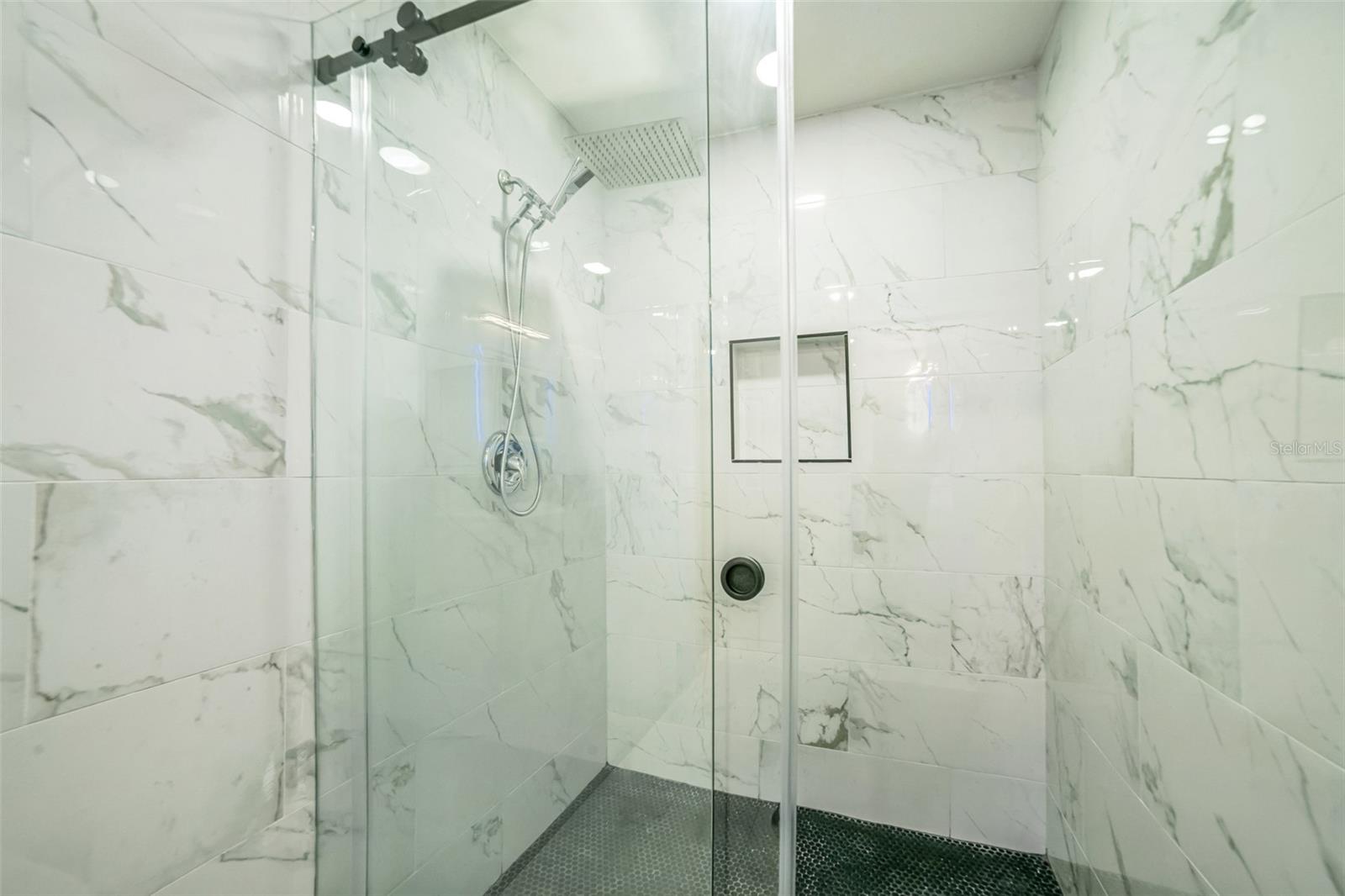 Image 7 of 30 For 7331 Blue Jacket Place W