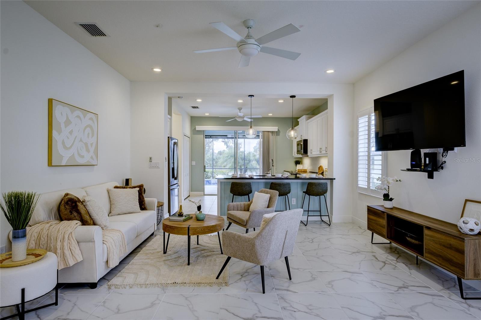Listing photo id 17 for 3631 Shimmering Oaks Drive