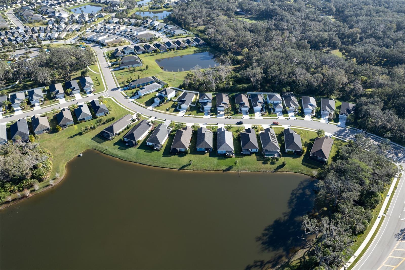Listing photo id 45 for 3631 Shimmering Oaks Drive