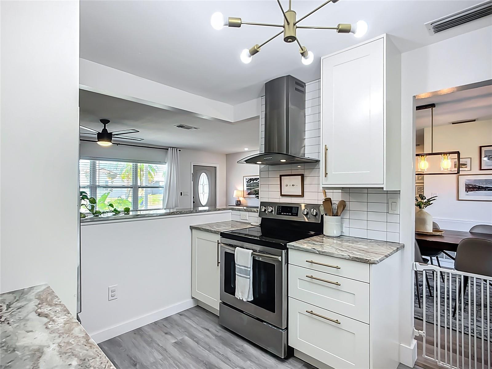Image 16 of 36 For 2801 21st Avenue W