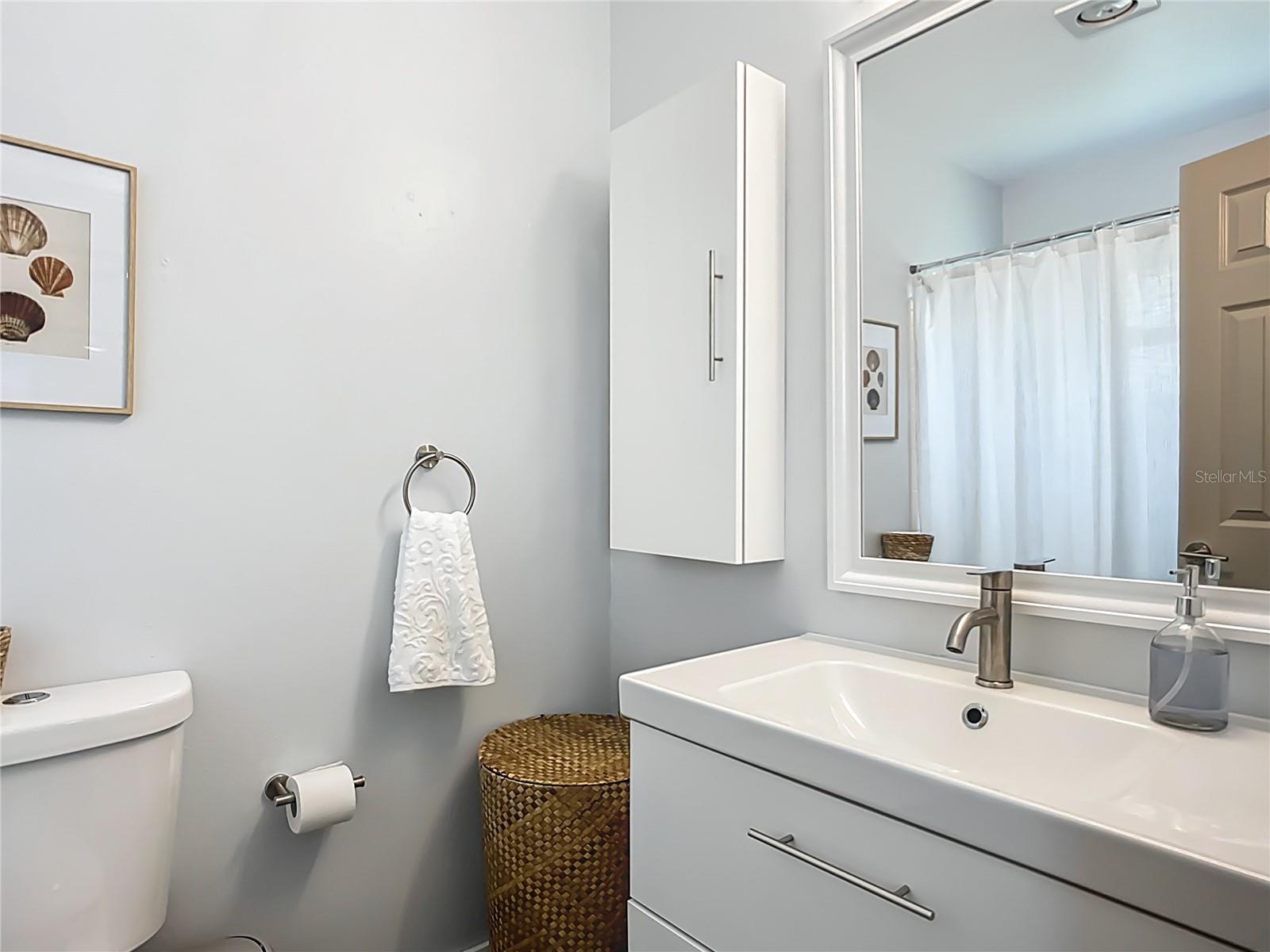 Image 21 of 36 For 2801 21st Avenue W