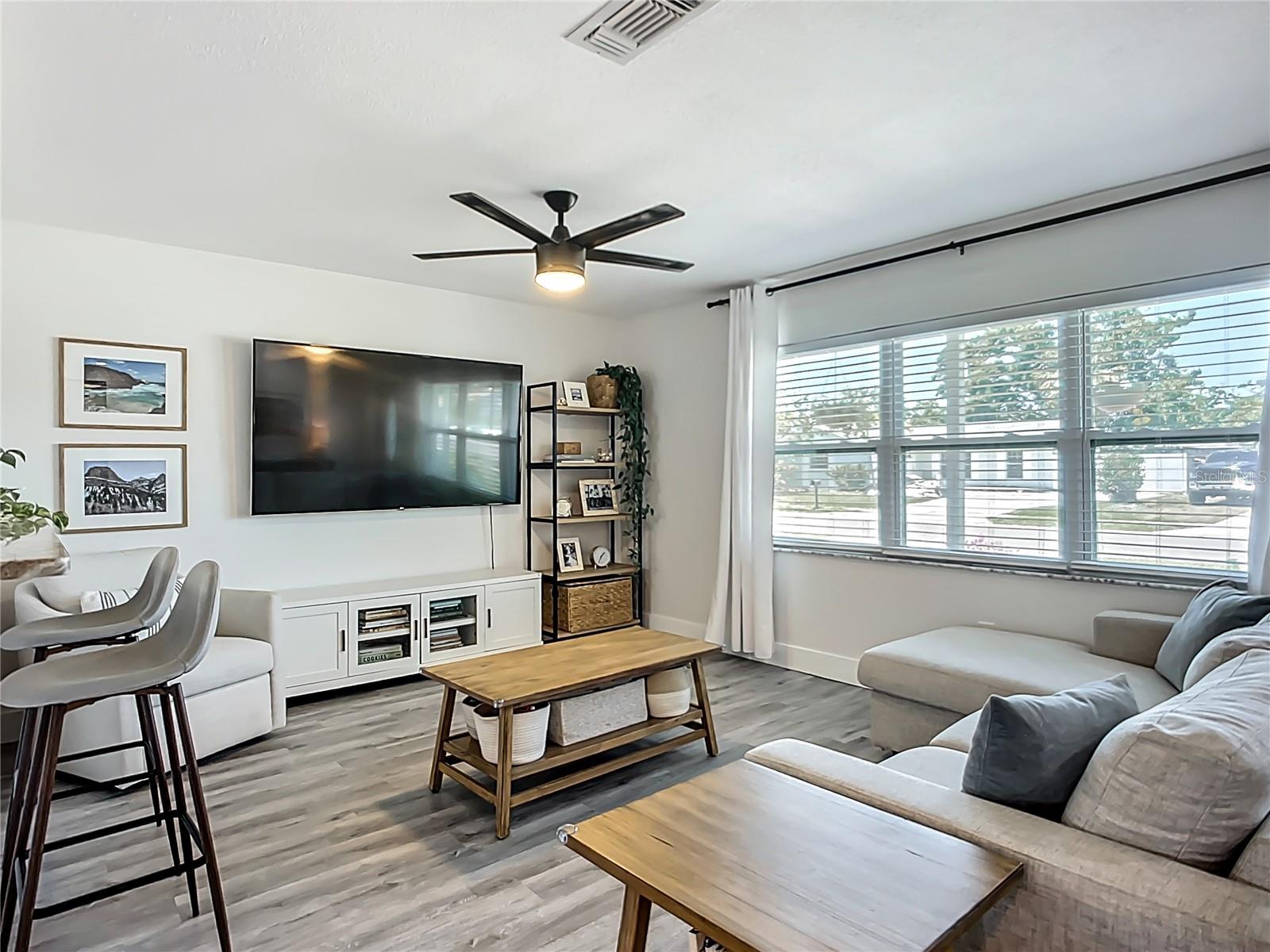 Image 6 of 36 For 2801 21st Avenue W