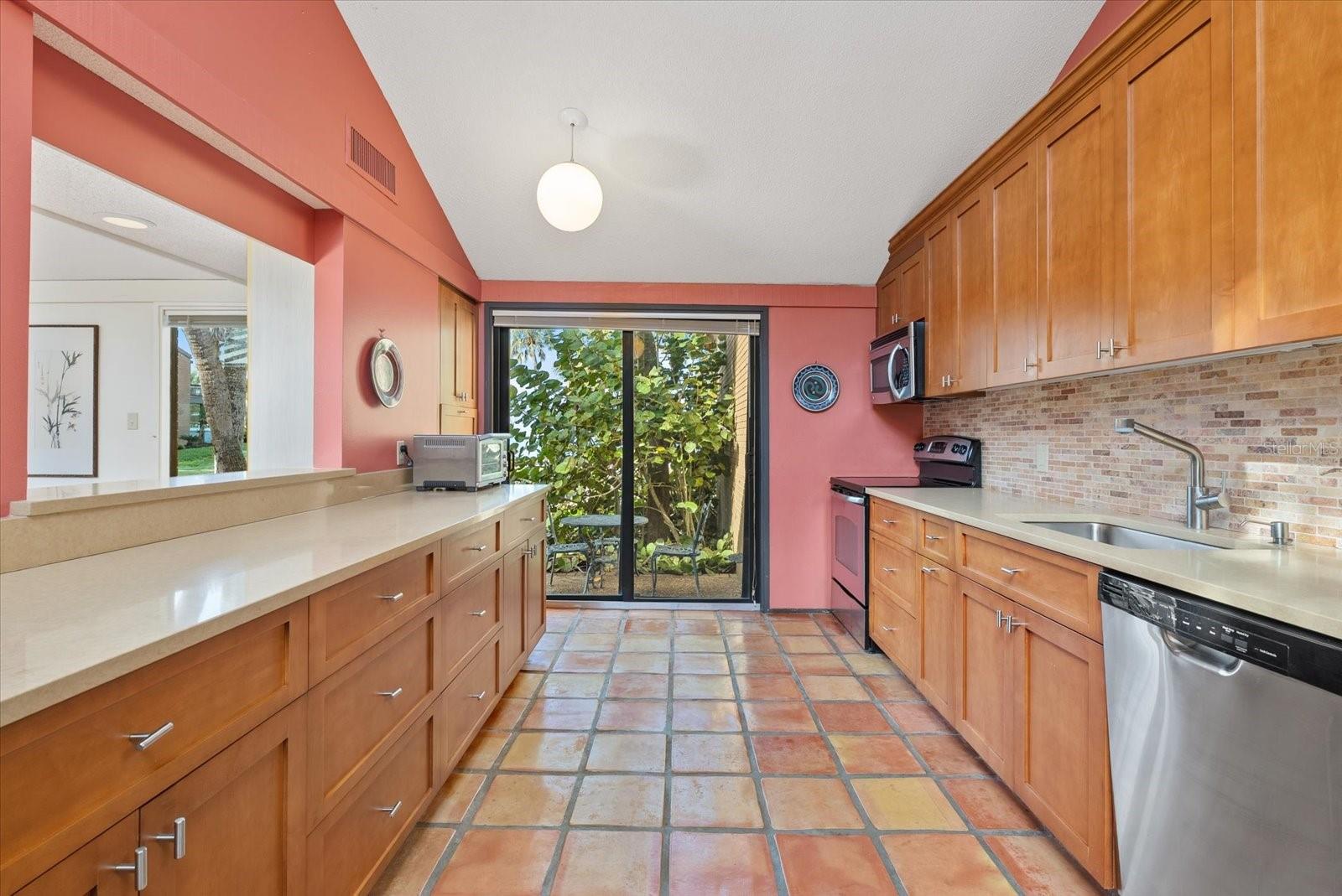 Image 16 of 51 For 35 Sandy Cove Road 2a