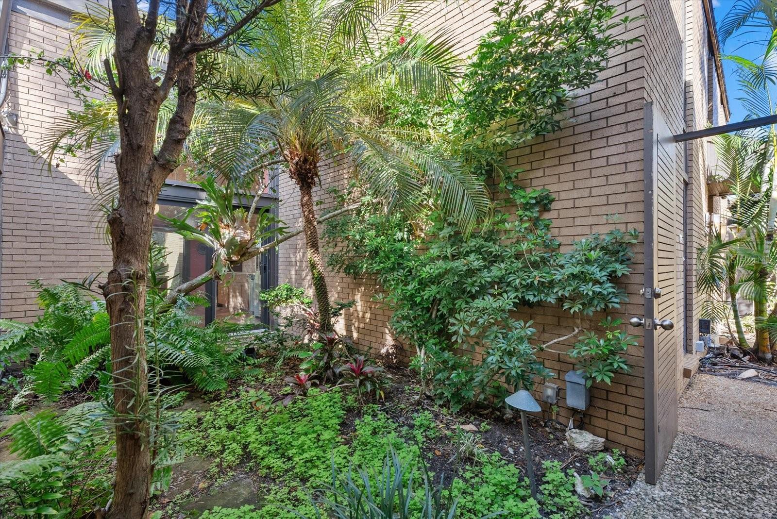 Image 34 of 51 For 35 Sandy Cove Road 2a