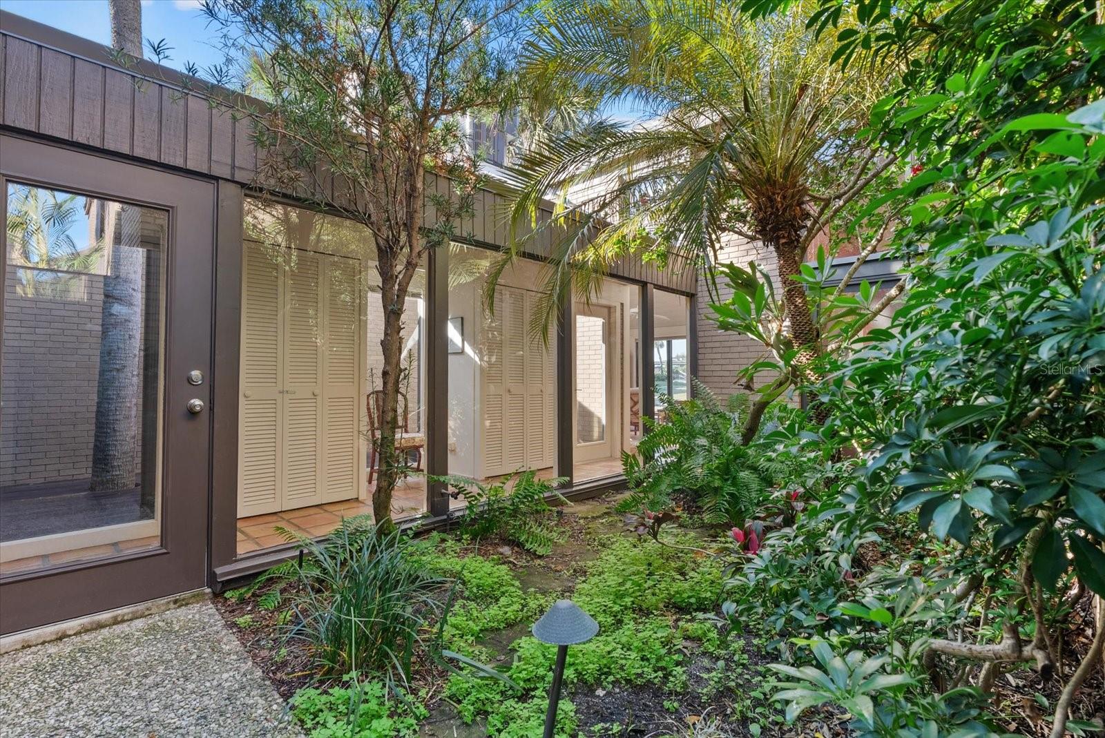 Image 6 of 51 For 35 Sandy Cove Road 2a