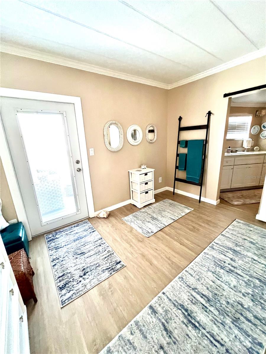 Image 11 of 30 For 72 4th Avenue 72