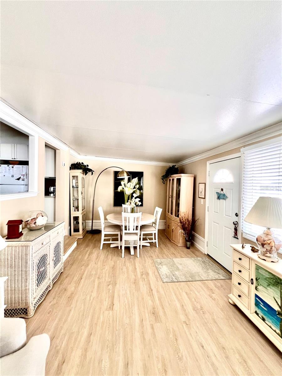 Image 4 of 30 For 72 4th Avenue 72