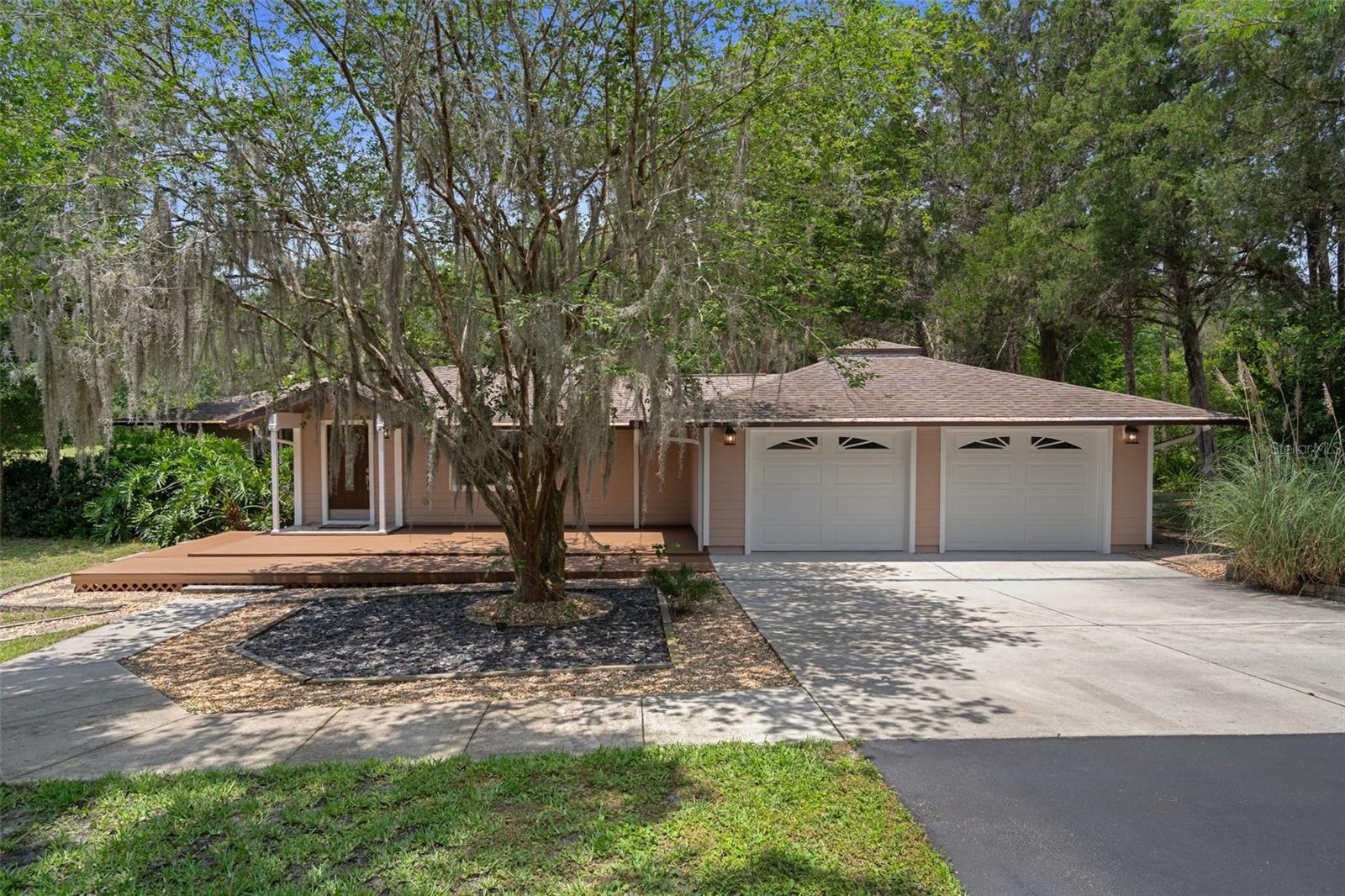 Details for 22063 Lake Lindsey Road, BROOKSVILLE, FL 34601