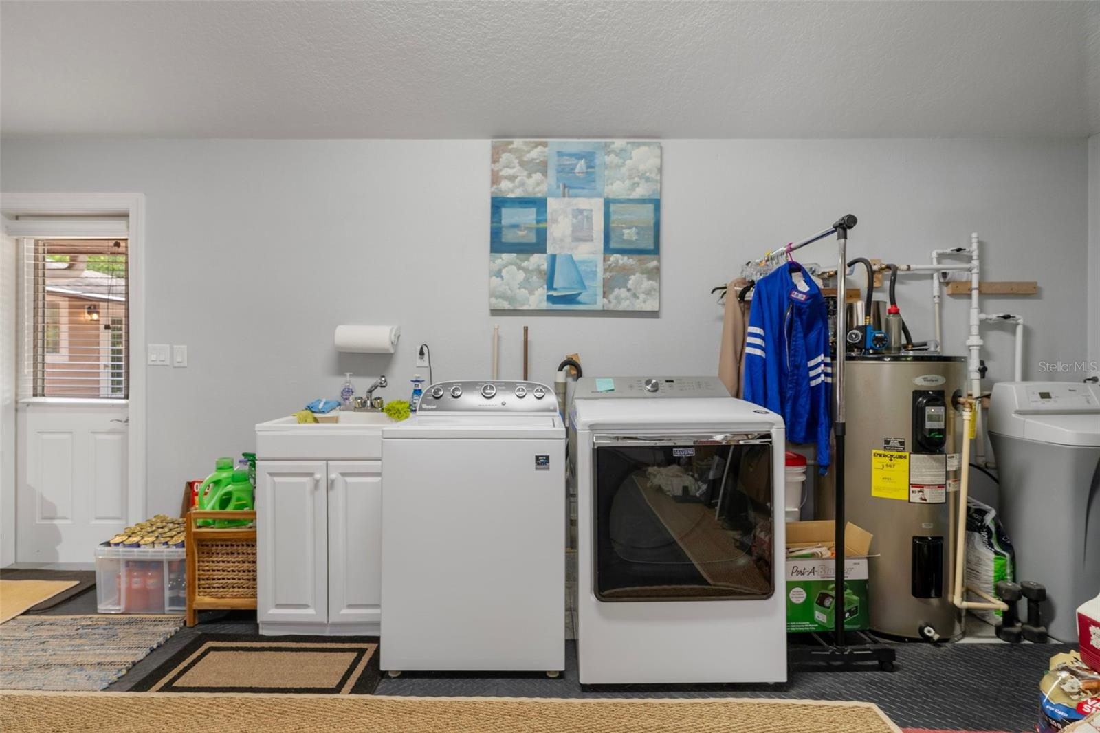 Listing photo id 36 for 22063 Lake Lindsey Road