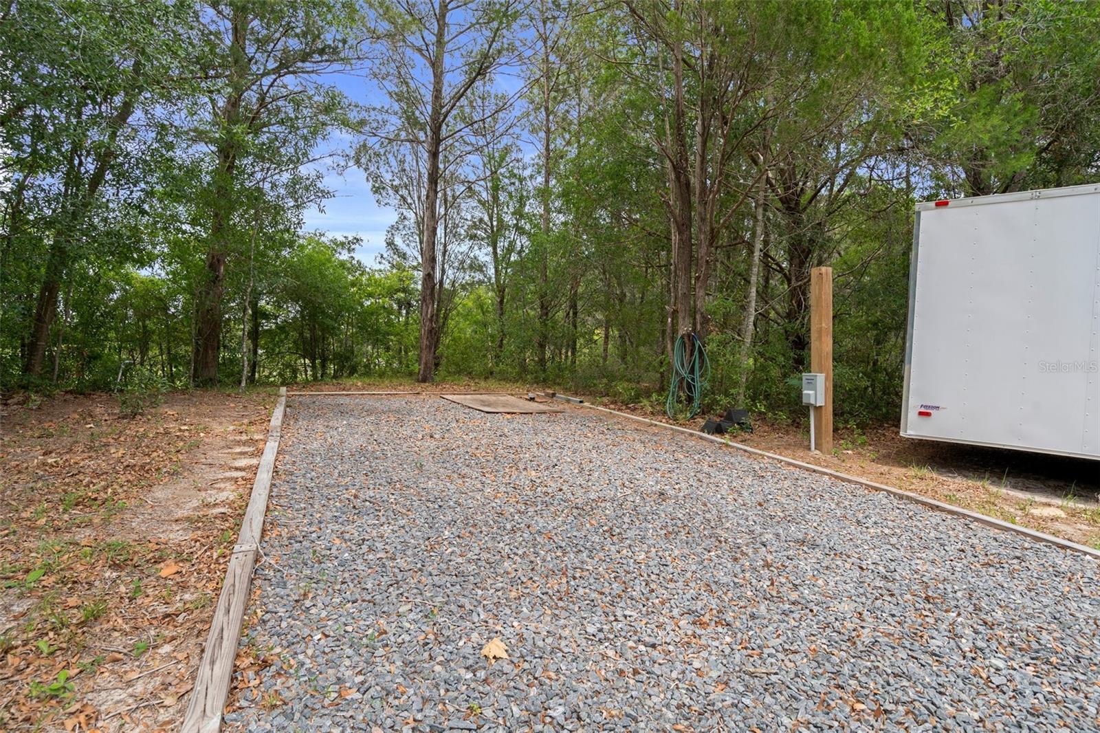 Listing photo id 52 for 22063 Lake Lindsey Road