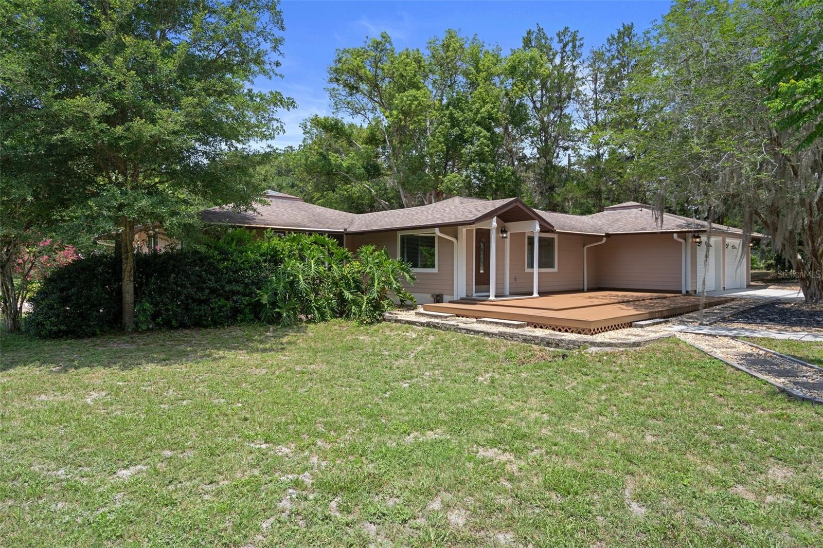 Listing photo id 6 for 22063 Lake Lindsey Road