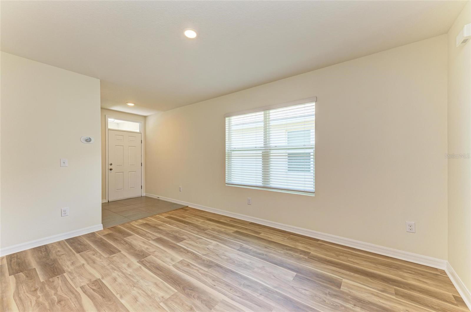 Image 8 of 34 For 4206 Park Willow Avenue