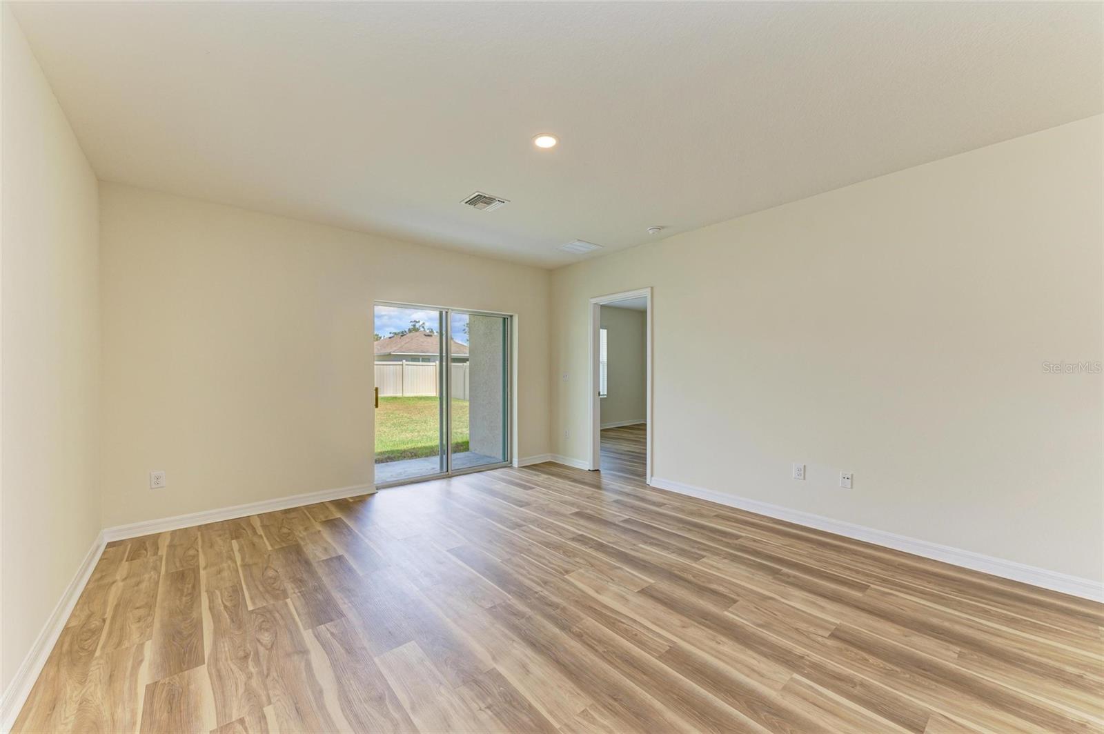Image 9 of 34 For 4206 Park Willow Avenue