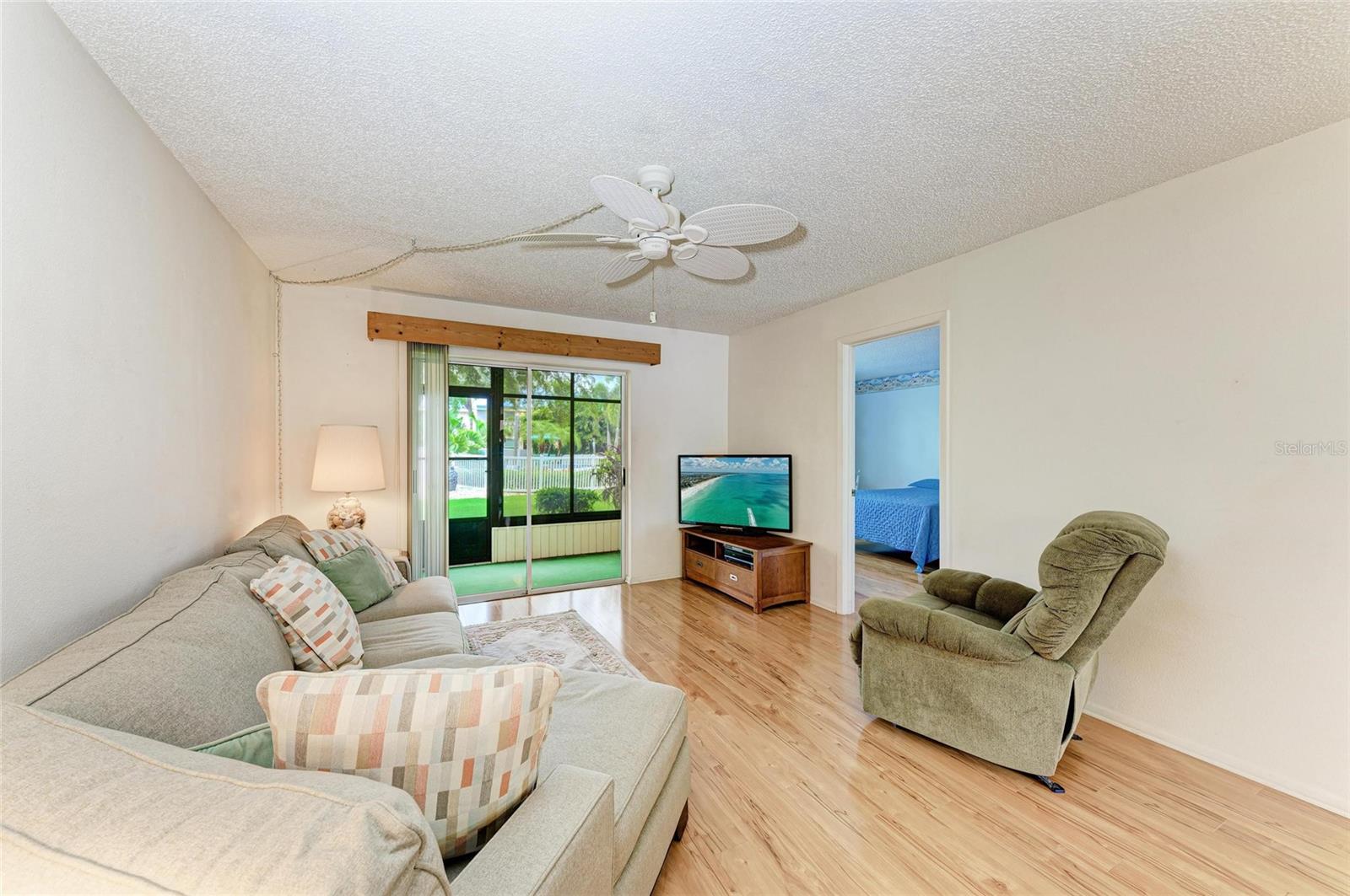 Image 13 of 37 For 6030 7th Avenue W 6030