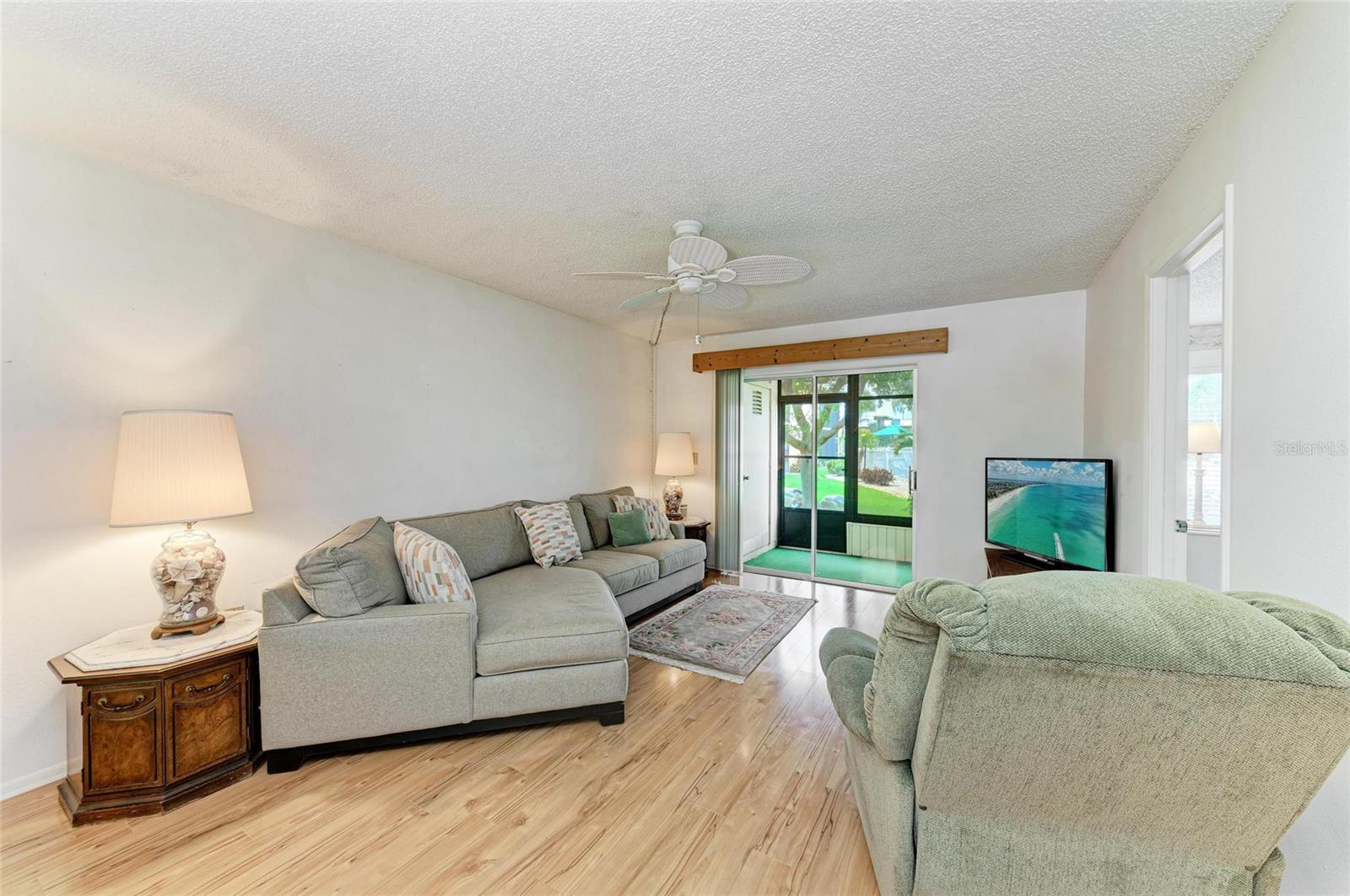Image 15 of 37 For 6030 7th Avenue W 6030