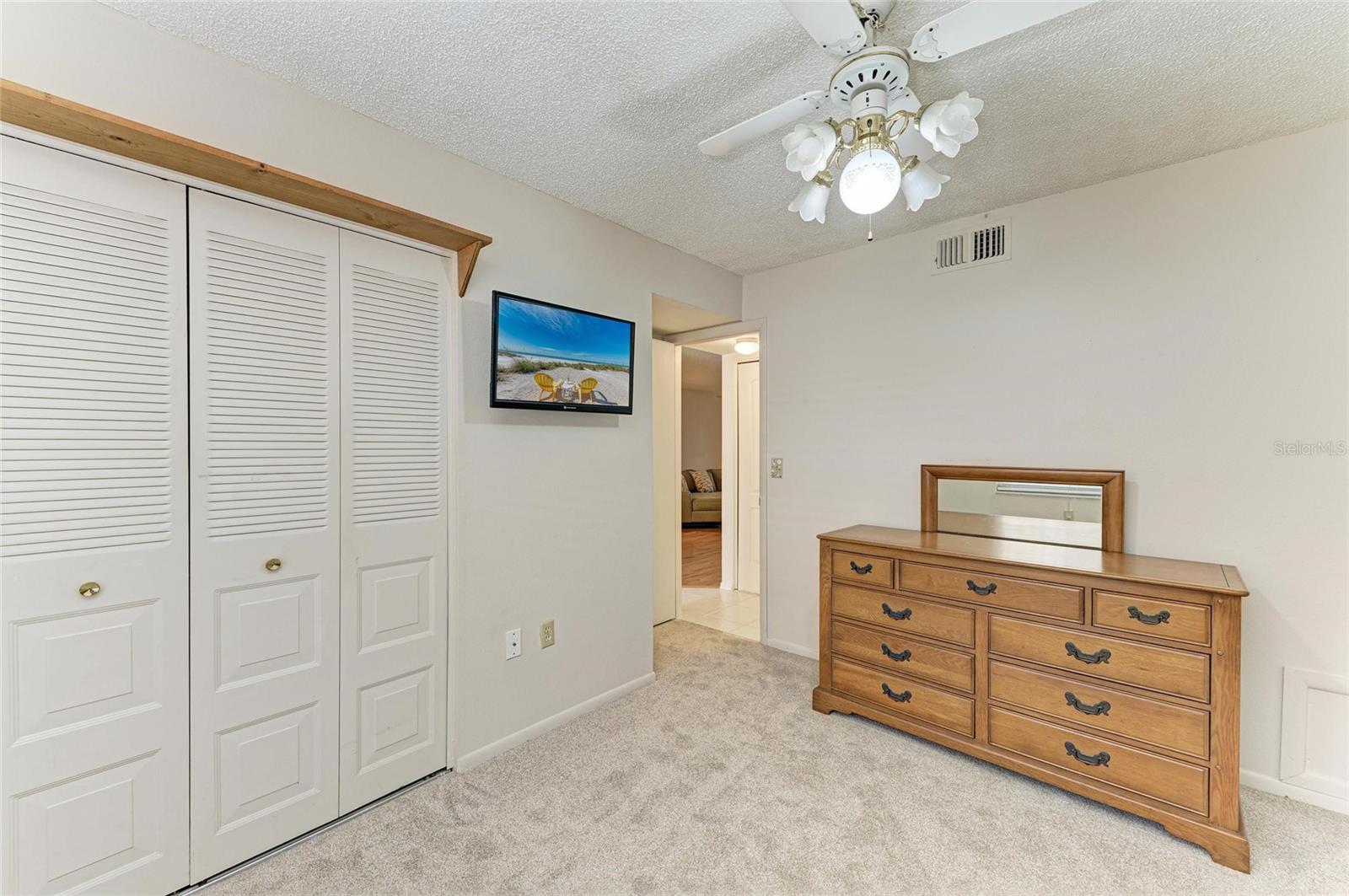 Image 26 of 37 For 6030 7th Avenue W 6030