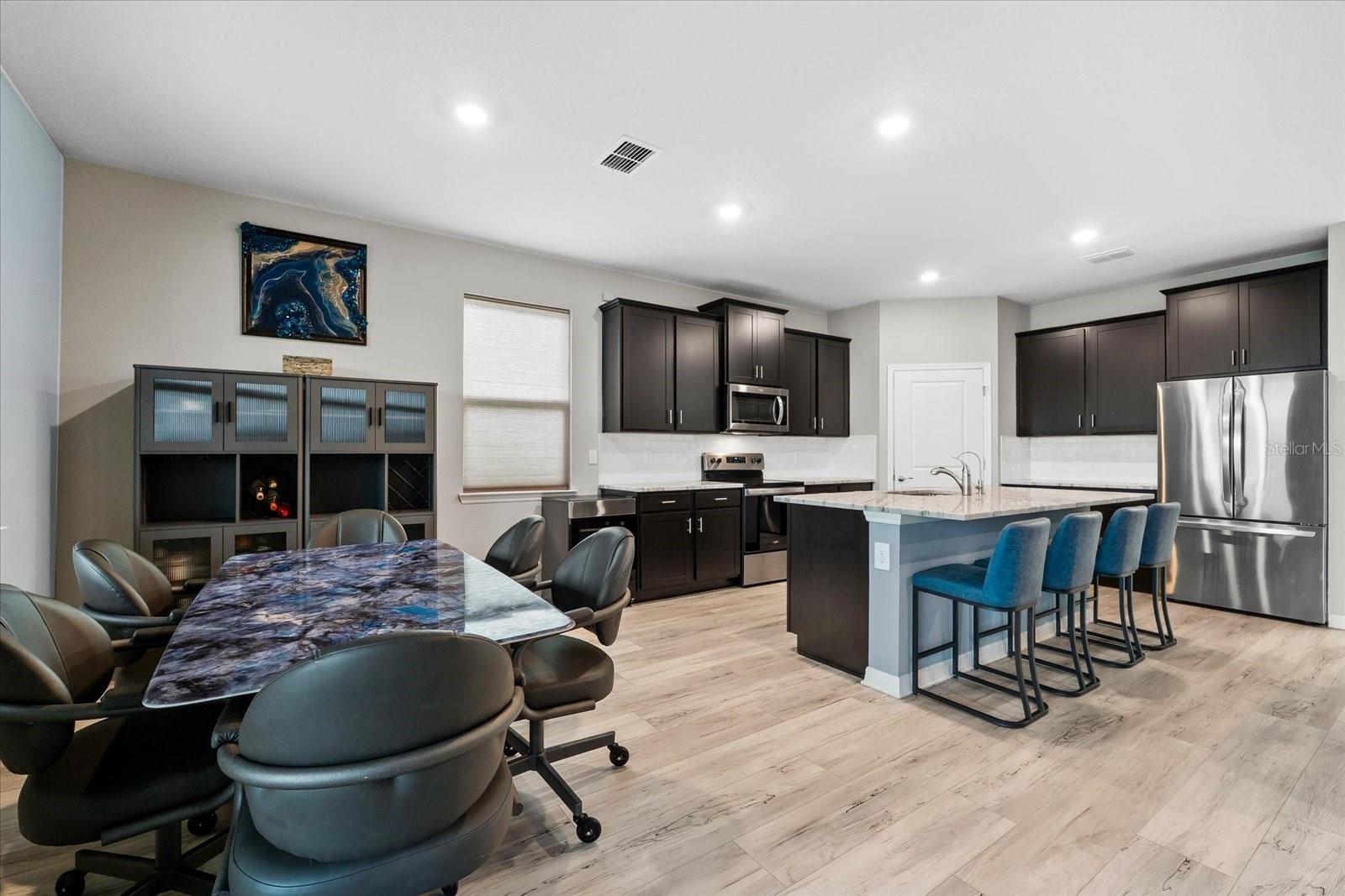Image 27 of 60 For 18317 Gulf Ranch Place