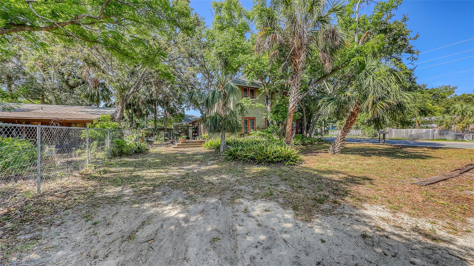 Image 25 of 69 For 4122 Old Bradenton Road