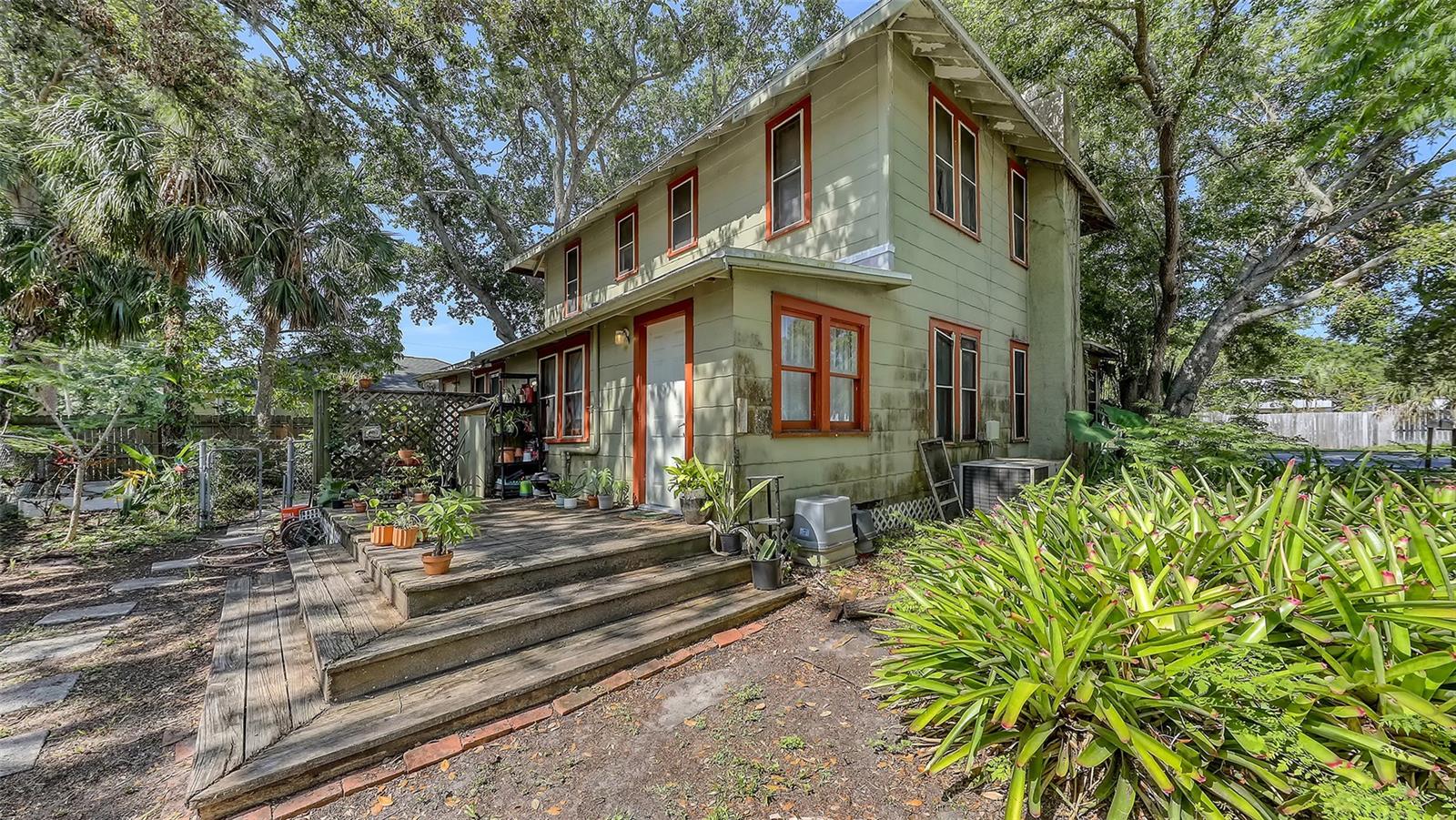 Image 31 of 69 For 4122 Old Bradenton Road