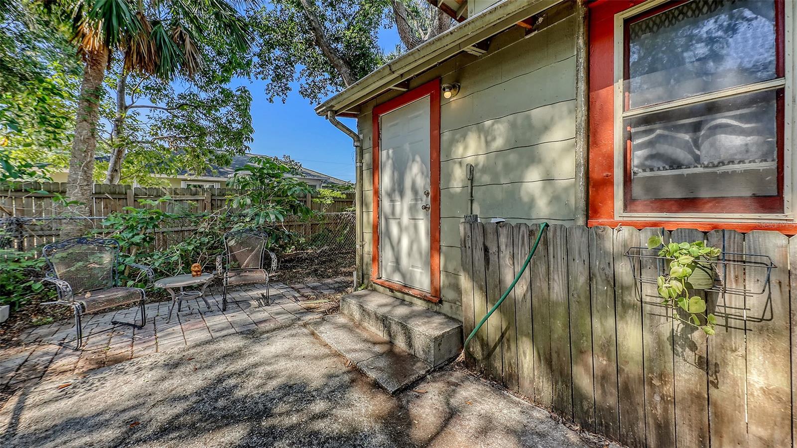 Image 32 of 69 For 4122 Old Bradenton Road