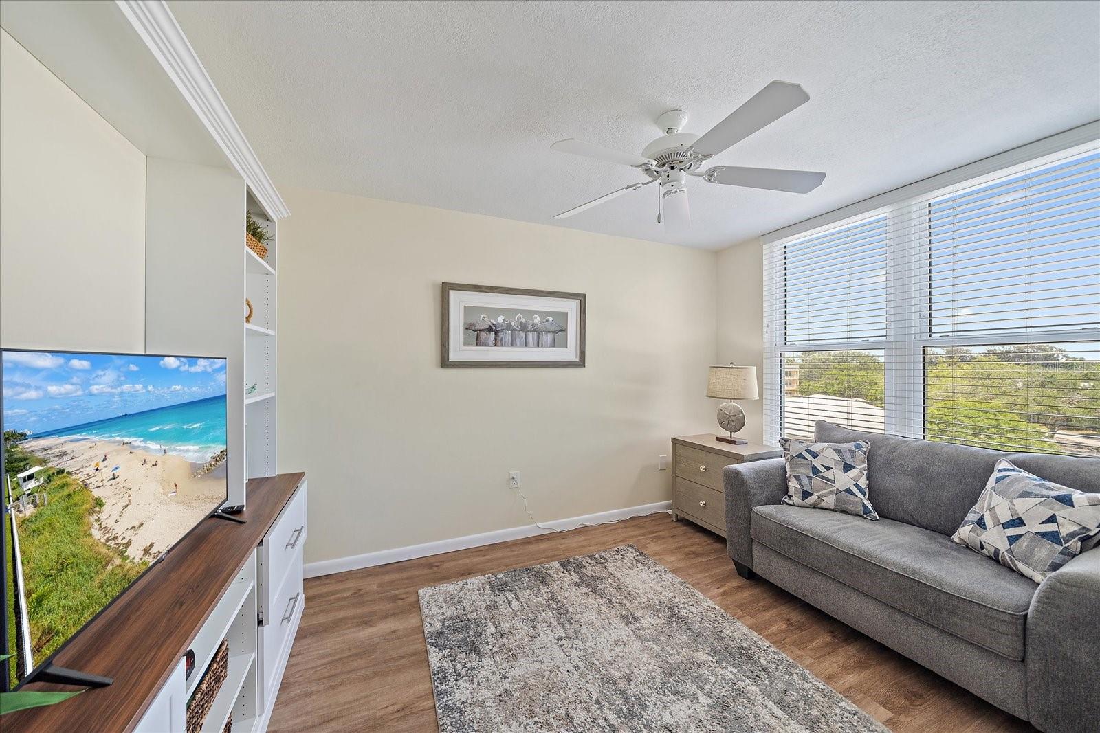 Image 15 of 46 For 4570 Pinebrook Circle 508