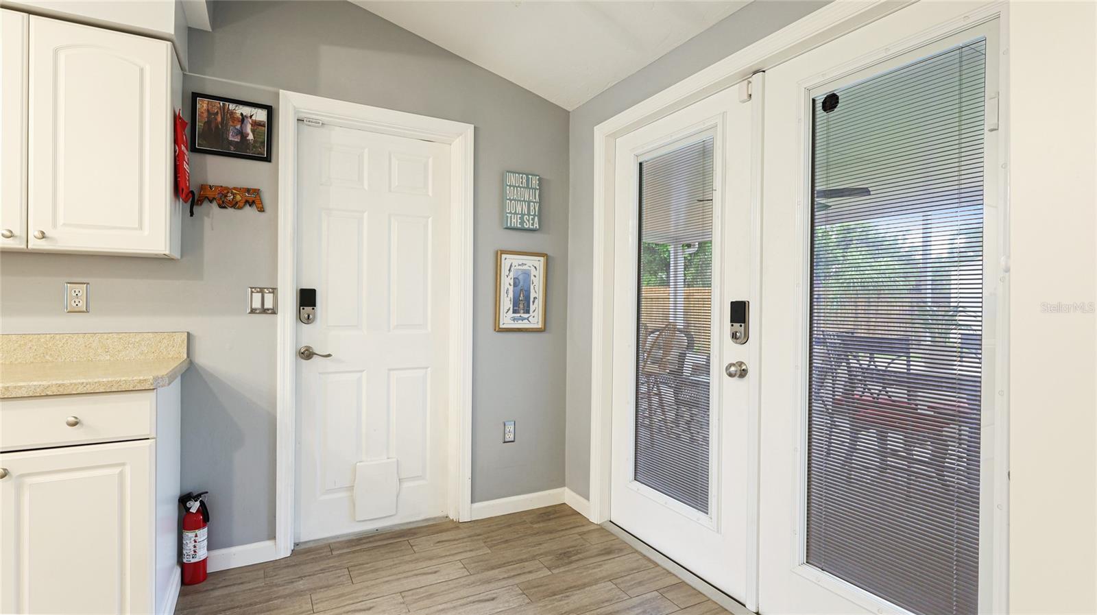 Image 13 of 31 For 5603 1st Avenue Dr Nw