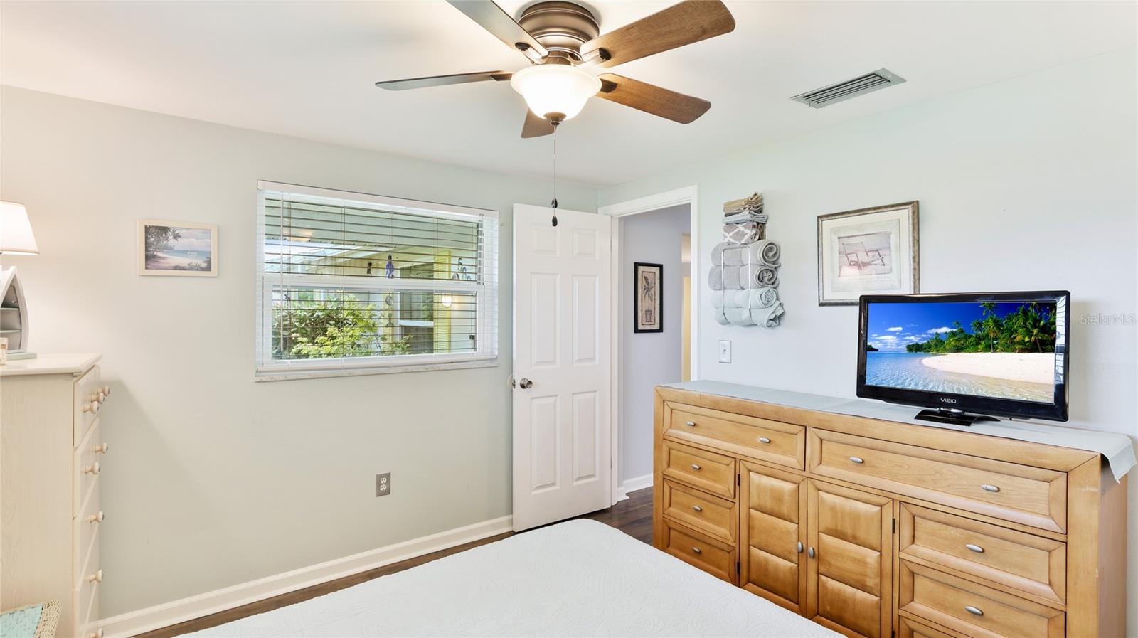 Image 22 of 31 For 5603 1st Avenue Dr Nw