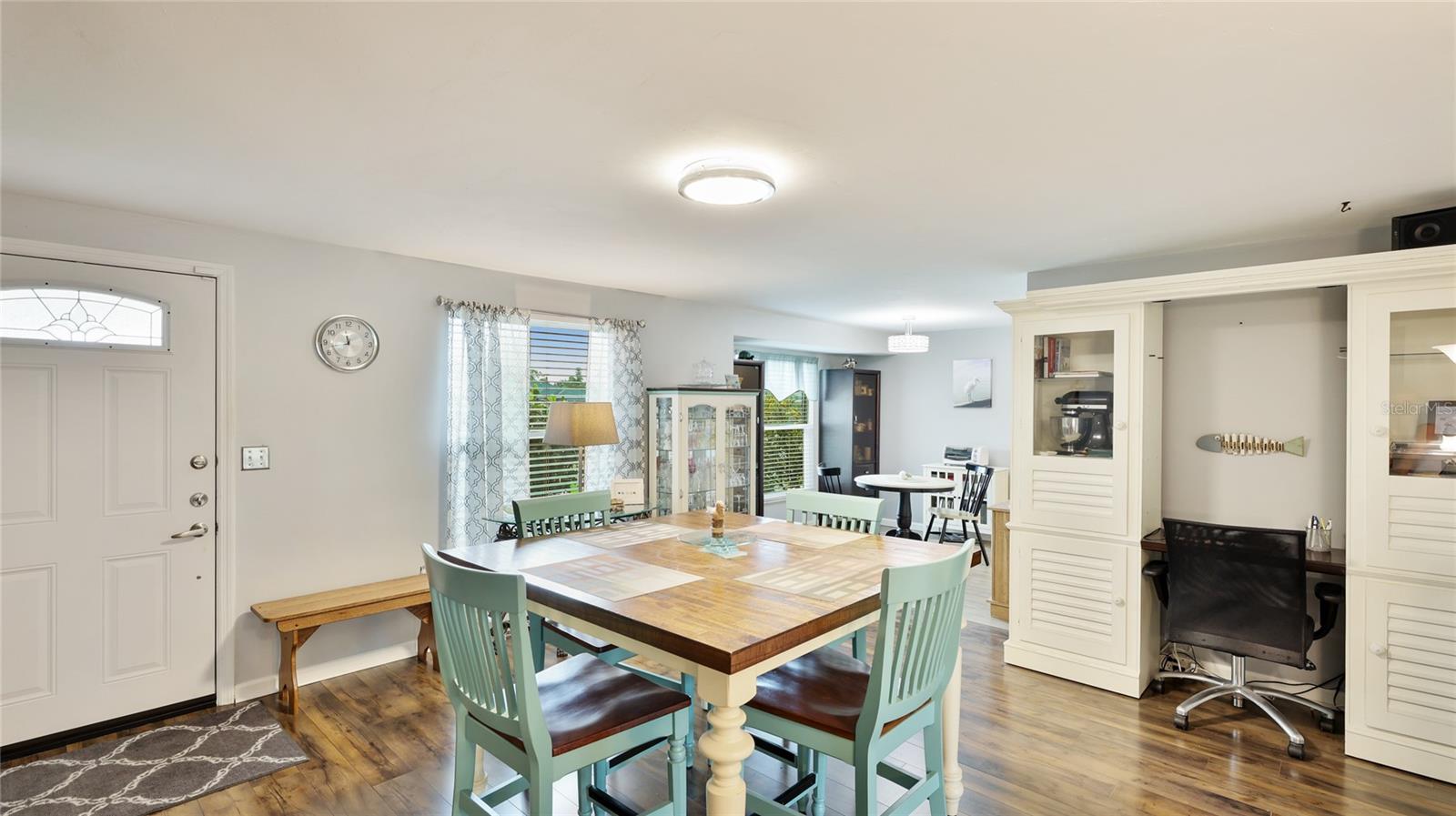 Image 5 of 31 For 5603 1st Avenue Dr Nw