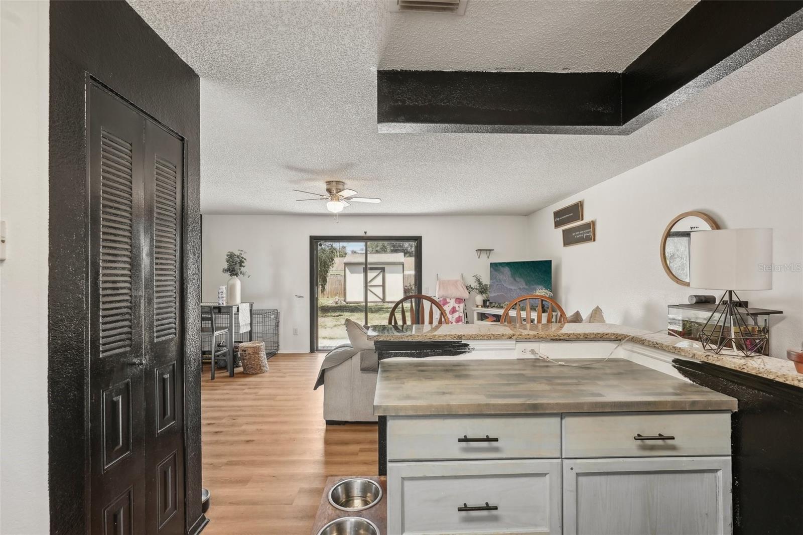 Image 11 of 19 For 3881 Holin Ln