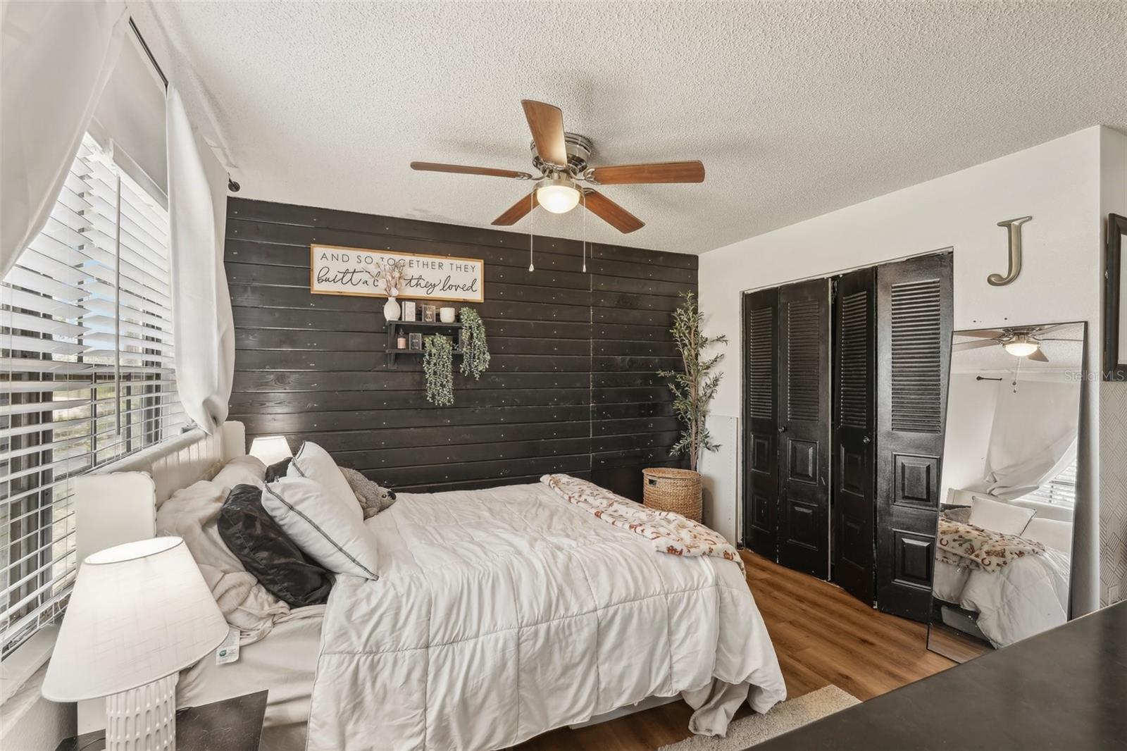 Image 15 of 19 For 3881 Holin Ln