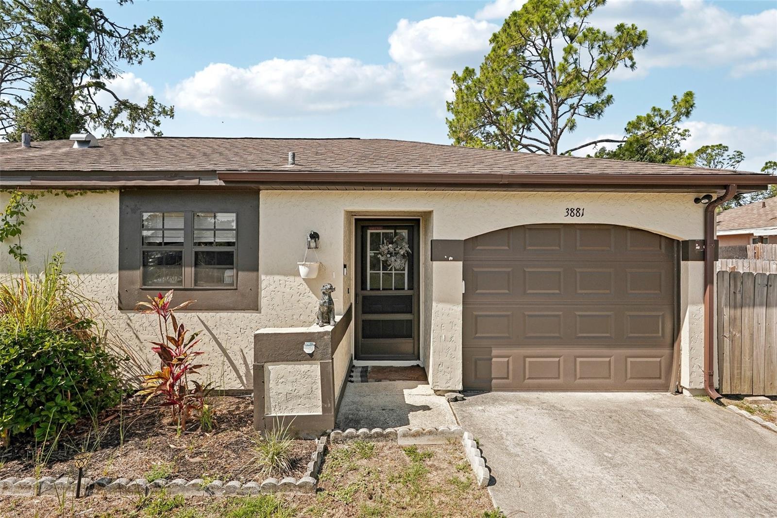 Image 4 of 19 For 3881 Holin Ln
