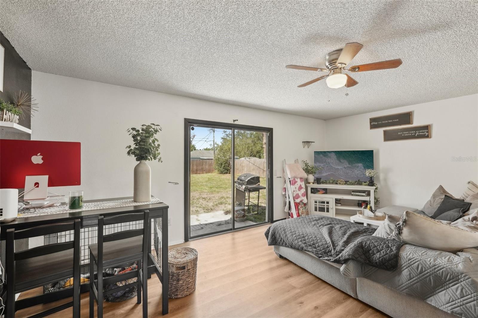 Image 8 of 19 For 3881 Holin Ln