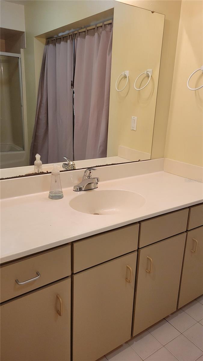 Image 10 of 17 For 4040 Longhorn Drive