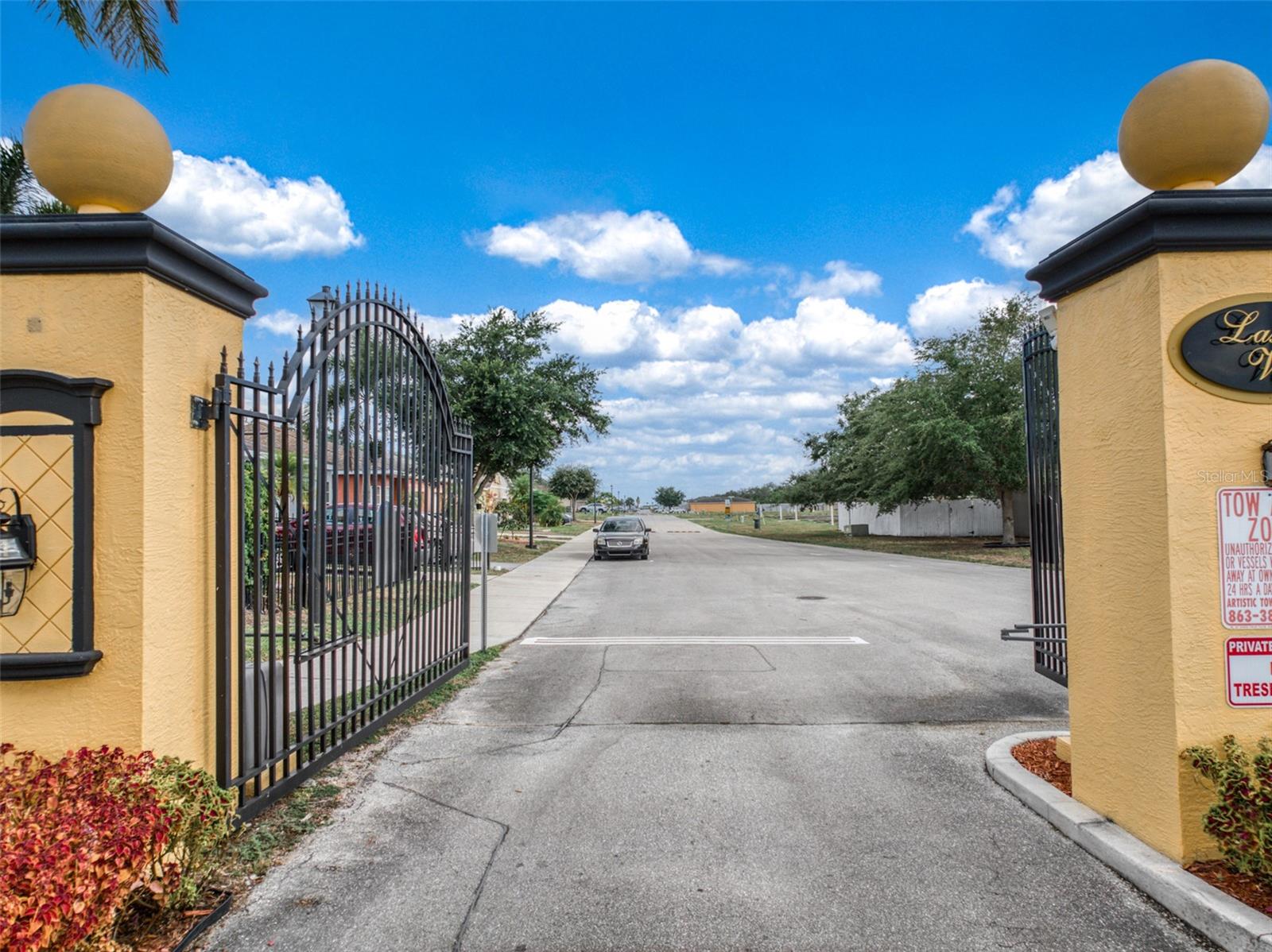 Image 43 of 61 For 703 Salamanca Court