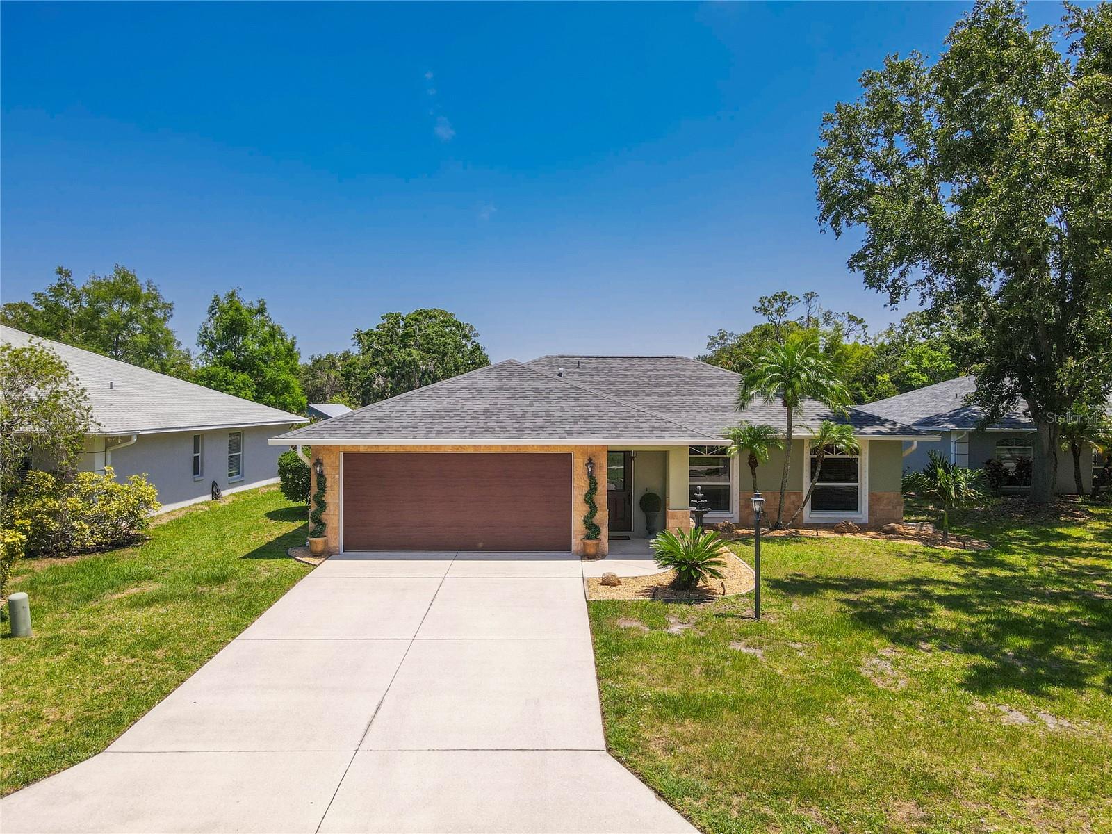 Image 21 of 73 For 4758 Breezy Pines Boulevard