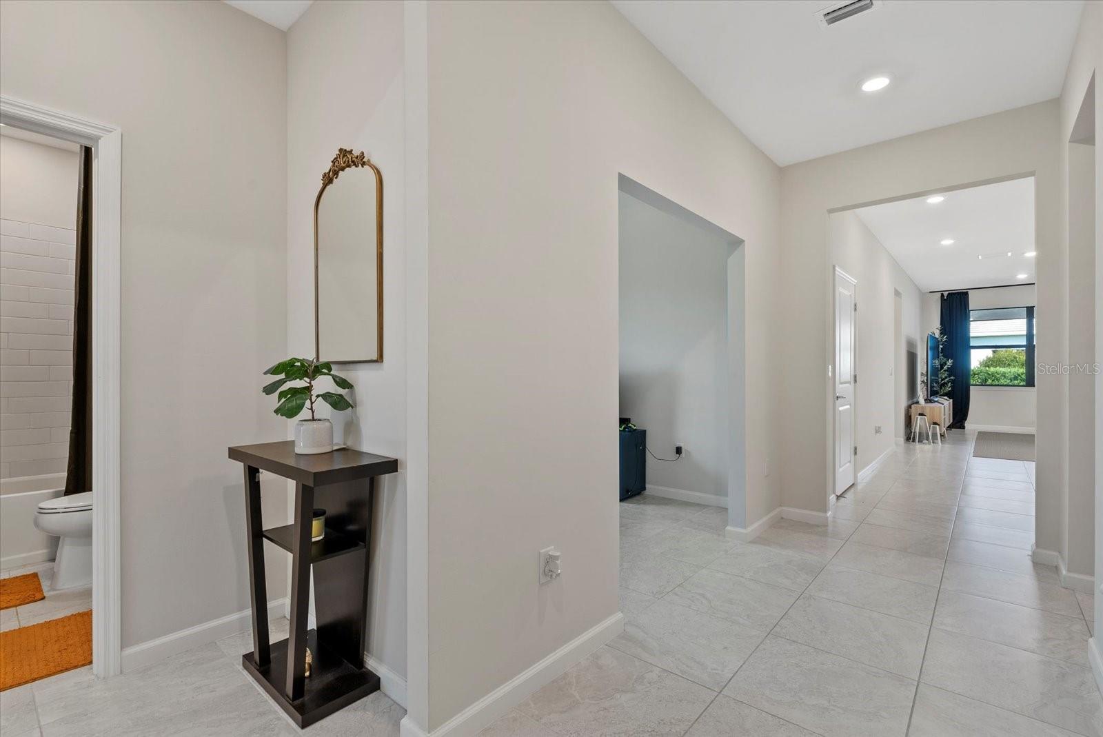 Image 12 of 43 For 26000 Seastone Drive