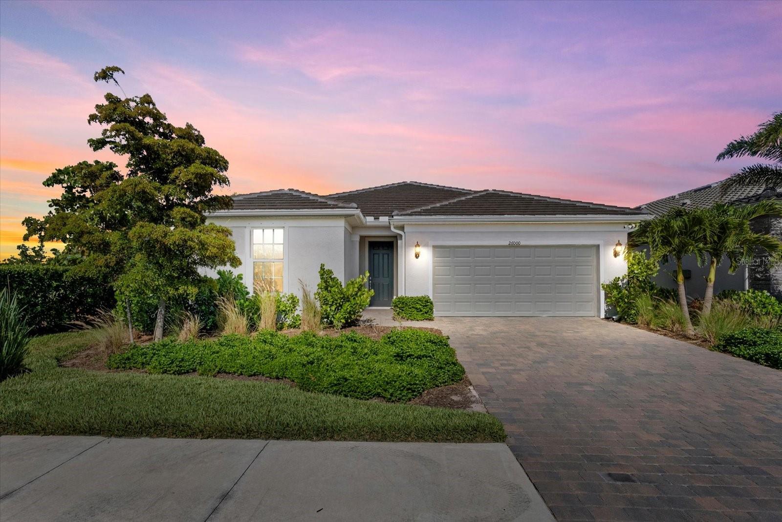 Image 4 of 43 For 26000 Seastone Drive