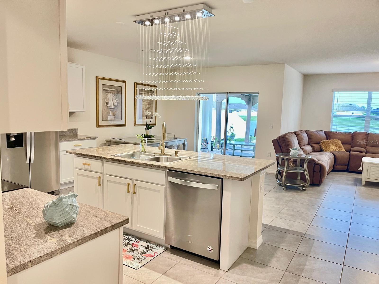 Image 4 of 34 For 2410 Mizner Bay Avenue