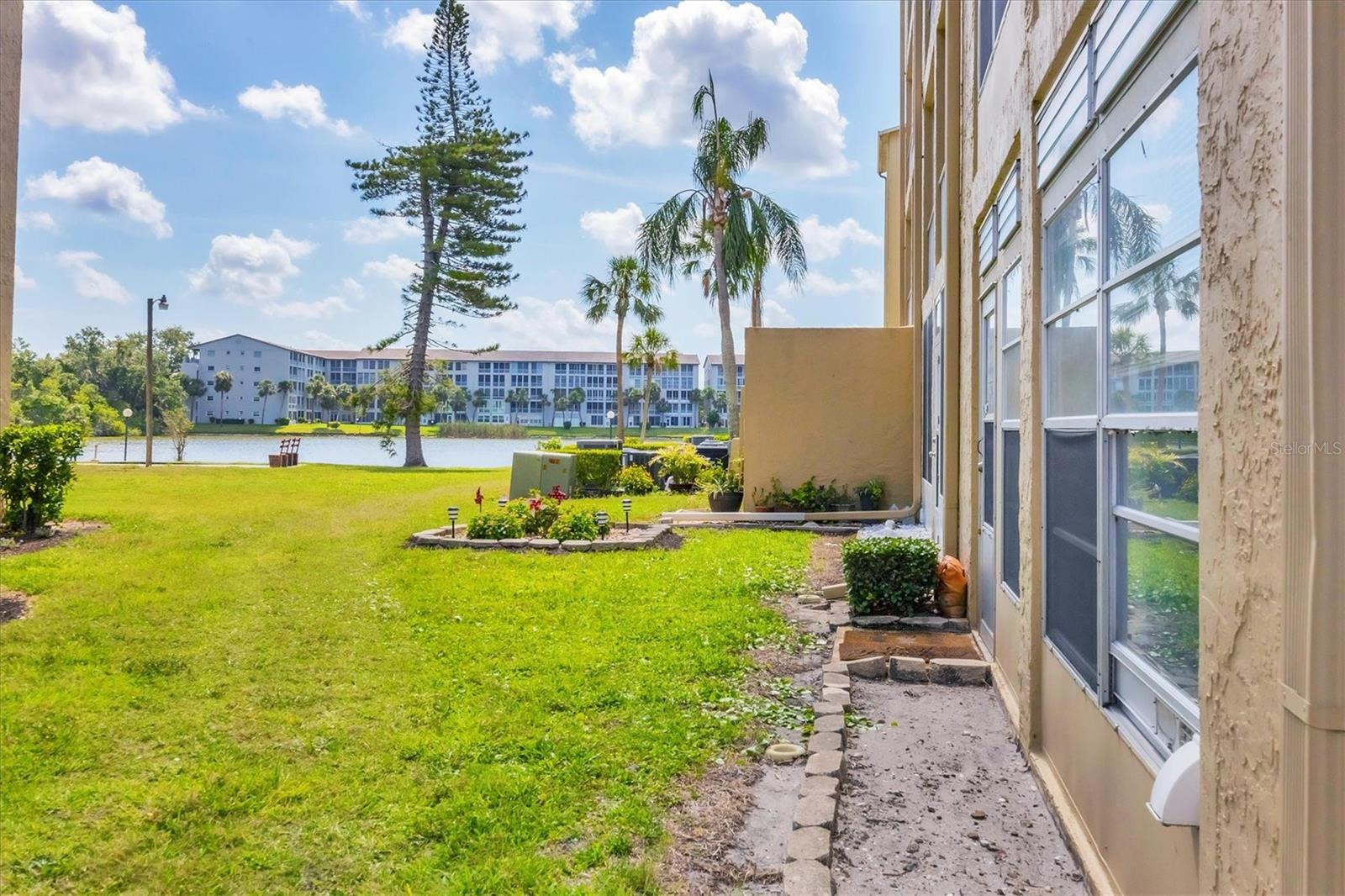 Image 30 of 58 For 3521 Lake Bayshore Drive J 101