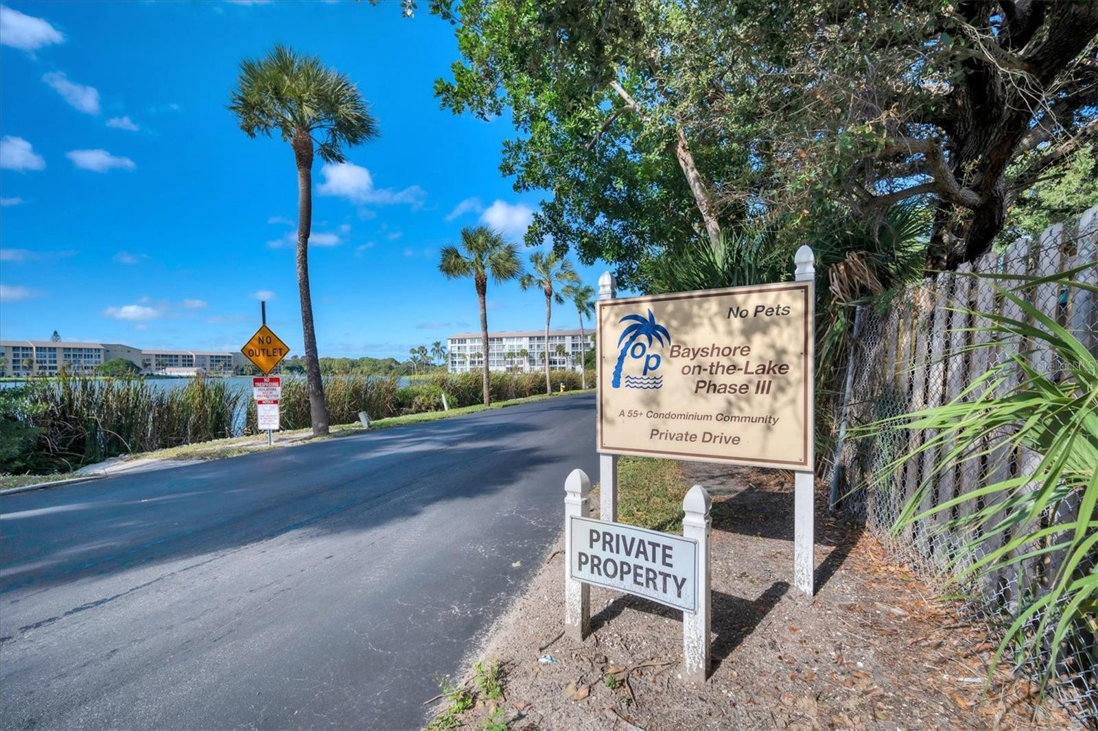 Image 37 of 58 For 3521 Lake Bayshore Drive J 101