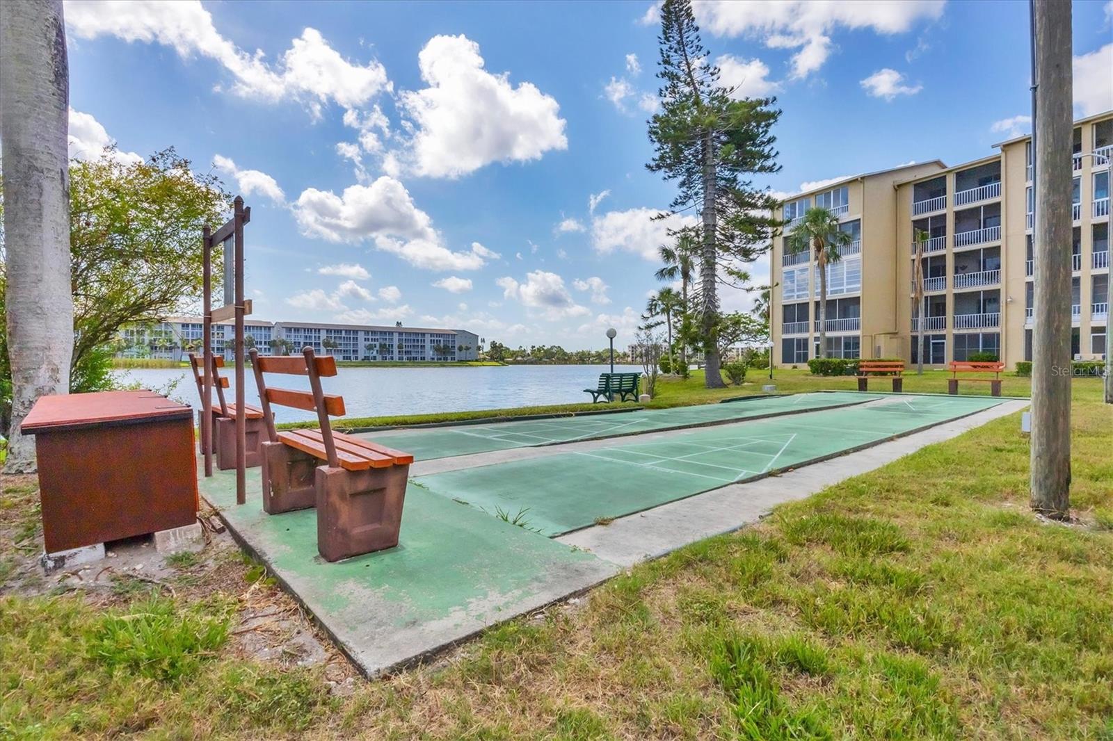 Image 47 of 58 For 3521 Lake Bayshore Drive J 101