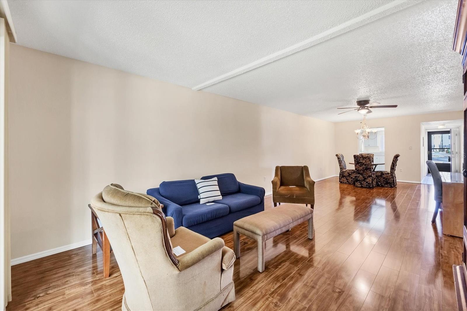 Image 7 of 58 For 3521 Lake Bayshore Drive J 101