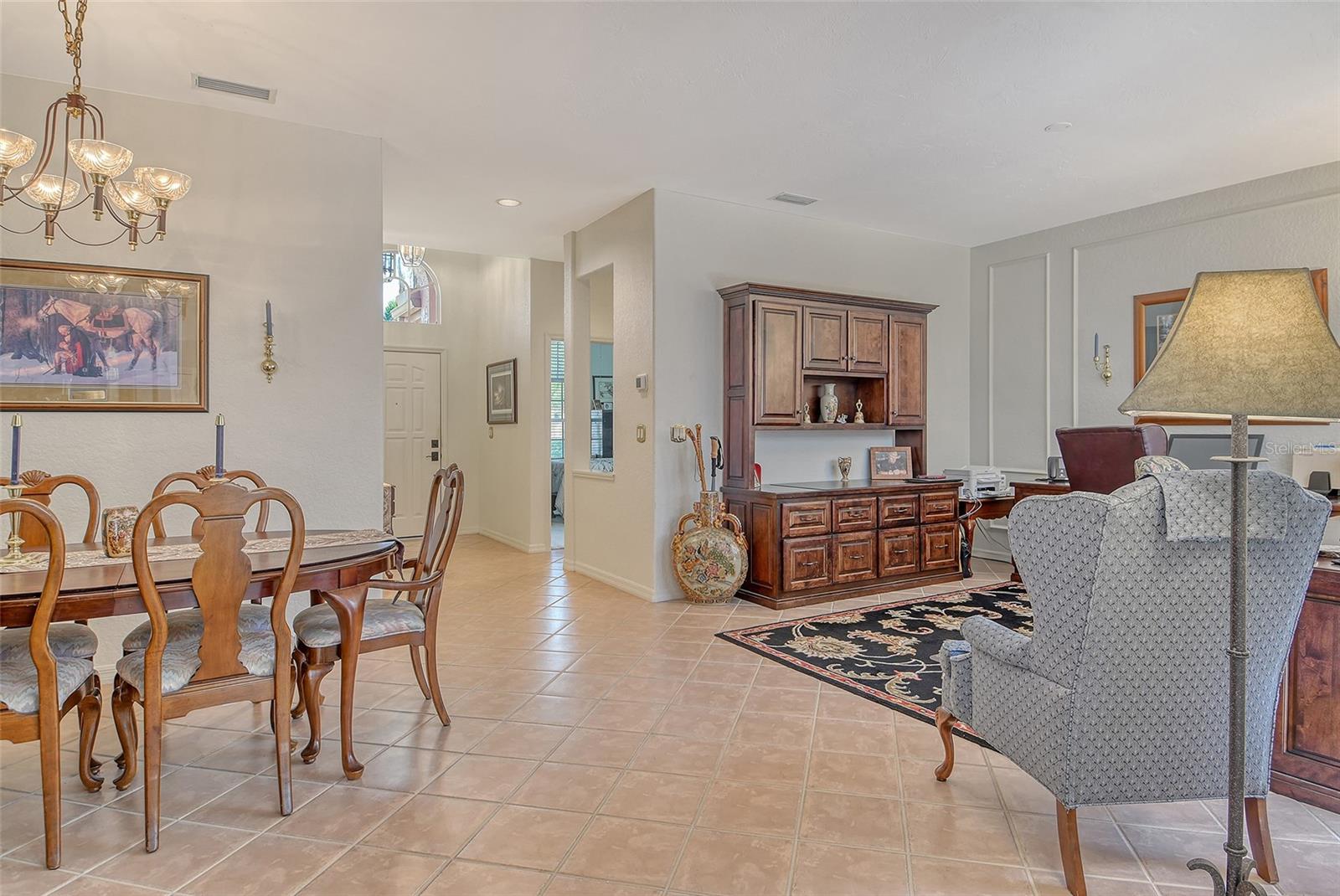 Image 15 of 49 For 3804 Amapola Lane