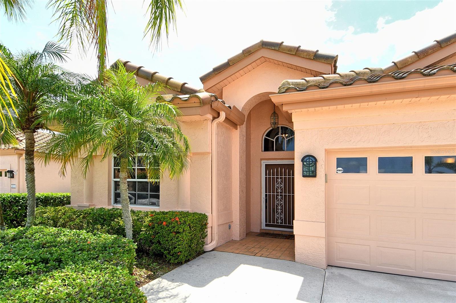 Image 3 of 49 For 3804 Amapola Lane