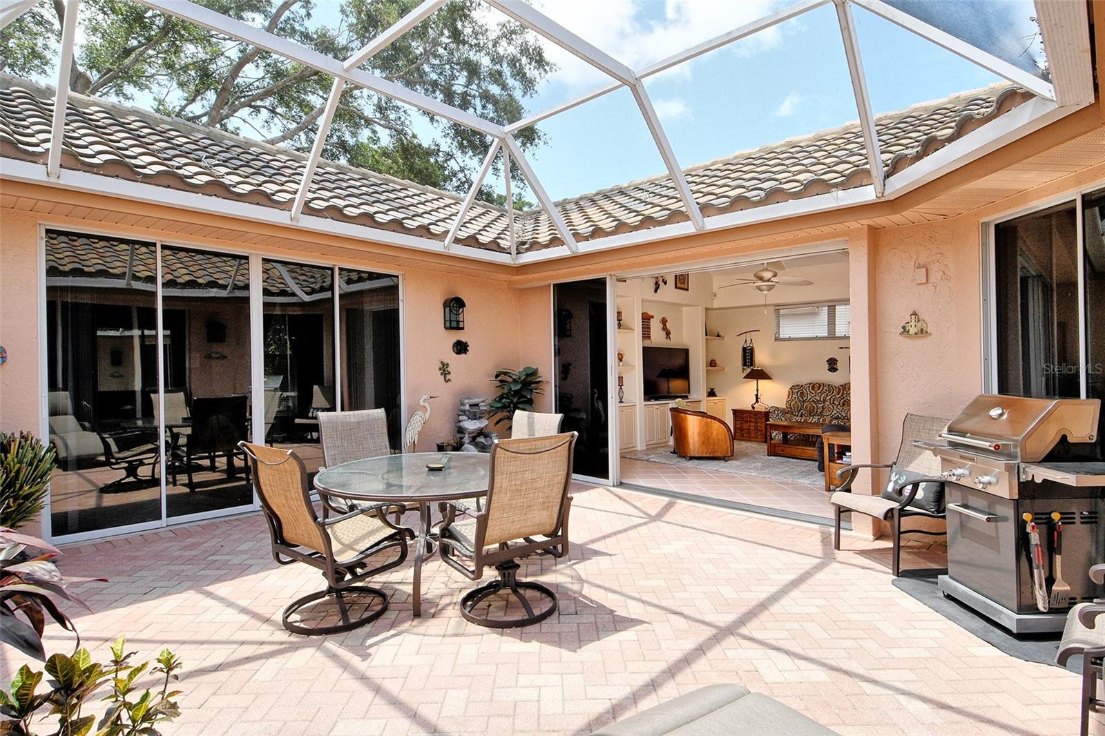 Image 33 of 49 For 3804 Amapola Lane